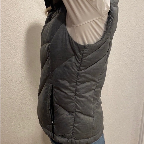 The North Face Women’s Vest - Picture 3 of 6
